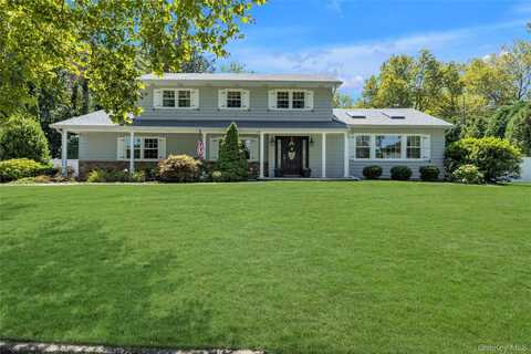 21 Drake Place, Northport, NY 11768