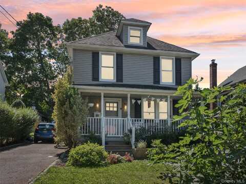 59 Jackson Avenue, Huntington, NY 11743