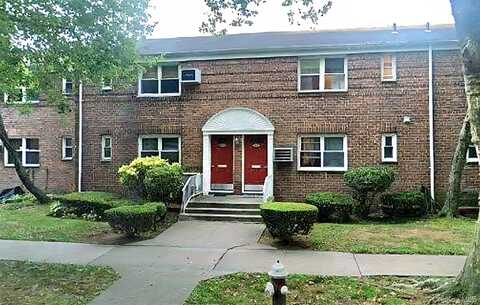 230-06 Kingsbury Avenue, Oakland Gardens, NY 11364