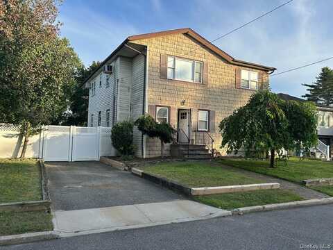 2346 Fowler Street, North Bellmore, NY 11710