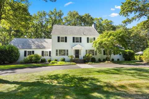 70 W Meadow Road, Setauket, NY 11733