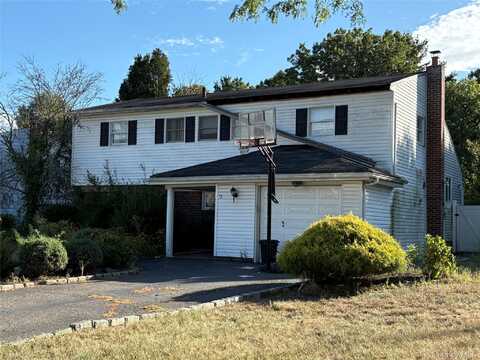 12 Crabapple Lane, Commack, NY 11725