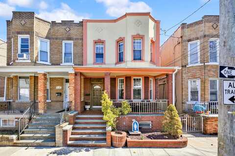 68-21 75 Street, Middle Village, NY 11379