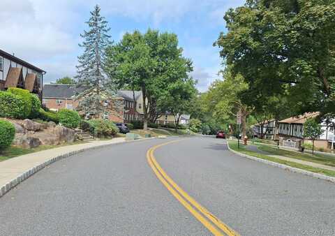 235 Parkside Drive, Suffern, NY 10901