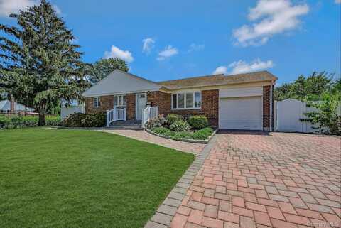1270 Pulaski Road, East Northport, NY 11731