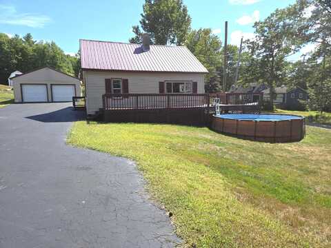 21 Brian Street, Dixfield, ME 04224