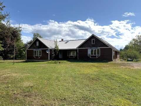 140 Ingraham Road, China, ME 04358