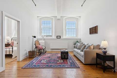 2 Main Street, Biddeford, ME 04005