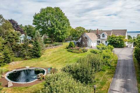 131 E Main Street, Searsport, ME 04974