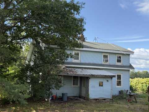 348 Hanson Road, China, ME 04358