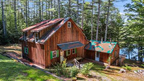84 Hicks Pond Road, Palmyra, ME 04965