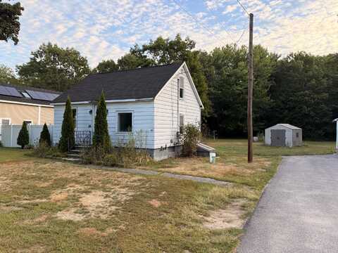 401 Gorham Road, Scarborough, ME 04074