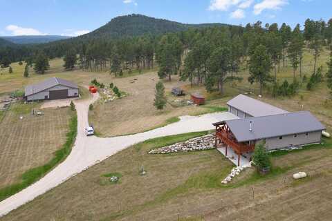 11585 War Bonnet Road, Custer, SD 57730