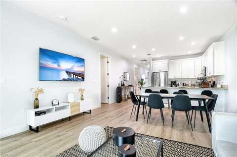 1147 Steeves, NAPLES, FL 34104