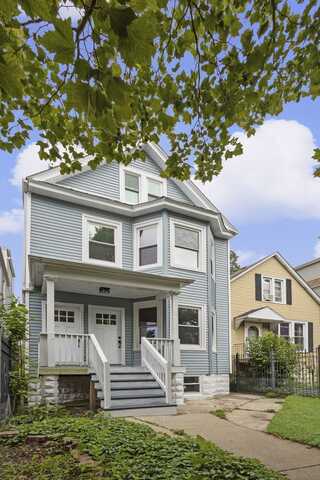 6129 N Ravenswood Avenue, Chicago, IL 60660