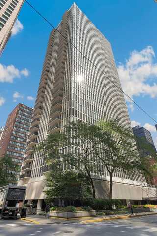 200 E Delaware Place, Chicago, IL 60611