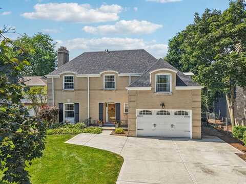 846 Wagner Road, Glenview, IL 60025