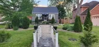 445 S ELLIS Street, Bensenville, IL 60106