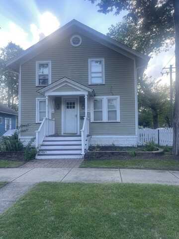 222 Grand Avenue, Aurora, IL 60506
