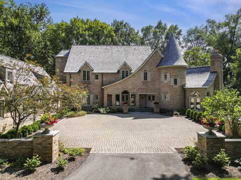 285 W Westminster Avenue, Lake Forest, IL 60045