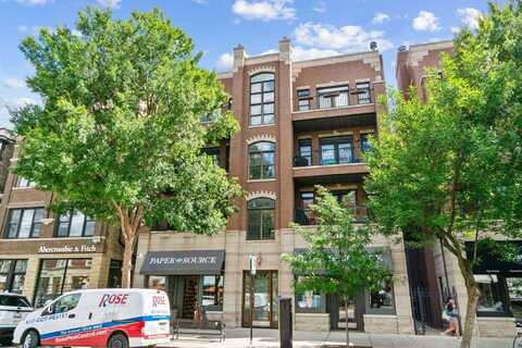 3543 N SOUTHPORT Avenue, Chicago, IL 60657