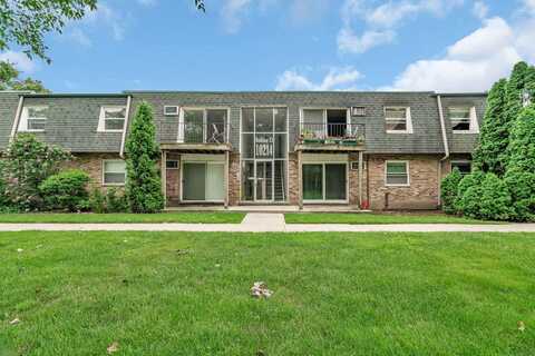 10214 S 84th Terrace, Palos Hills, IL 60465