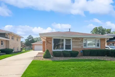 10012 S Komensky Avenue, Oak Lawn, IL 60453