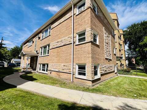 1028 N Austin Boulevard, Oak Park, IL 60302