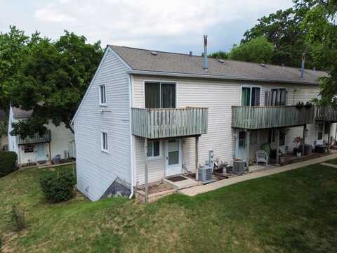 89 Maude Avenue, Fox Lake, IL 60020