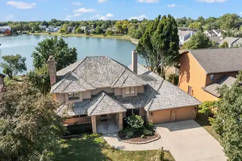 2903 Prairie Meadow Drive, Champaign, IL 61822