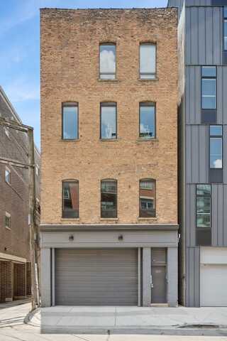957 W HURON Street, Chicago, IL 60642