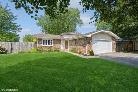 102 Mary Street, Oswego, IL 60543