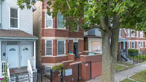 7220 S Carpenter Street, Chicago, IL 60621
