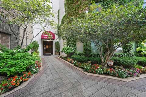 40 E 9TH Street, Chicago, IL 60605
