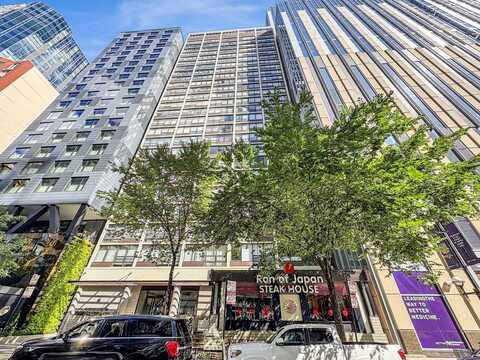 230 E Ontario Street, Chicago, IL 60611