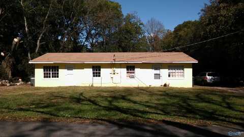 373 Section Line Road, Gurley, AL 35748