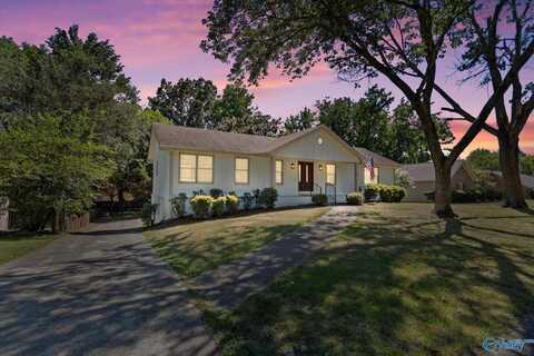 2612 Excalibur Drive, Huntsville, AL 35803