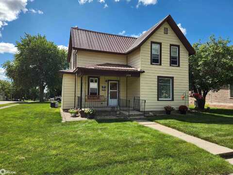 208 E Carleton Street, Toledo, IA 52342