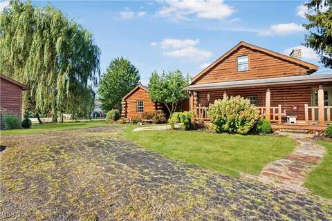 6756 Edison Street NE, Hartville, OH 44632