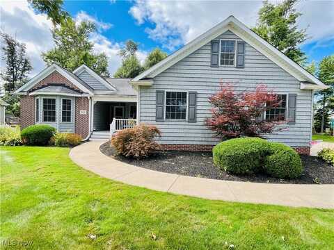 164 Huntington Woods Drive, Madison, OH 44057