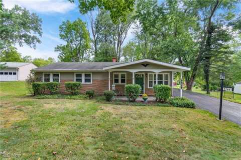 7719 Crestwood Lane, Northfield, OH 44067