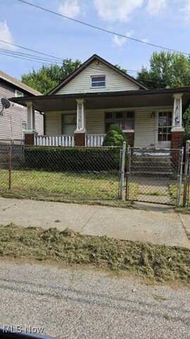7114 Ottawa Road, Cleveland, OH 44105