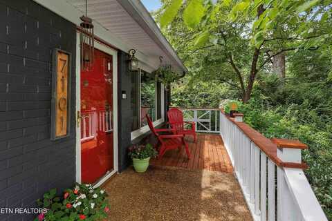 7101 SW Shadyland Drive, Knoxville, TN 37919
