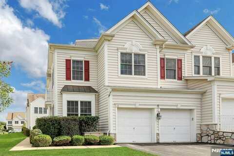 12 Congressional Lane, Totowa, NJ 07512