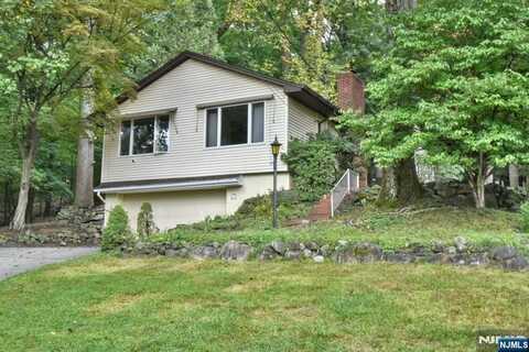 73 Norman Drive, Ramsey, NJ 07446
