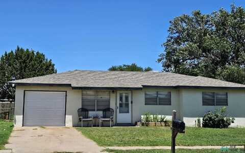 1120 Comer Drive, Clovis, NM 88101