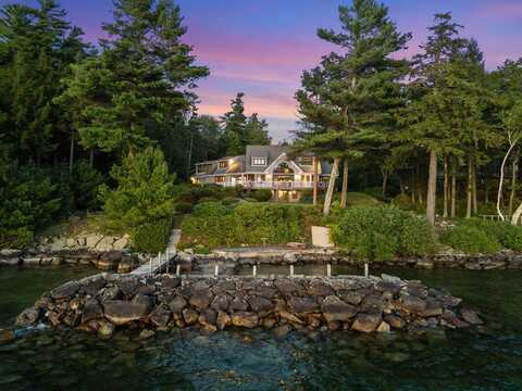 20 Elm Point, CTR Tuftnboro, NH 03853