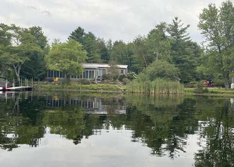 63 Ranny Road, Poultney, VT 05764