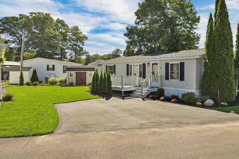 10 Black Forest Road, North Hampton, NH 03862