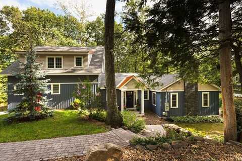 2 2nd Street, Windham, NH 03087